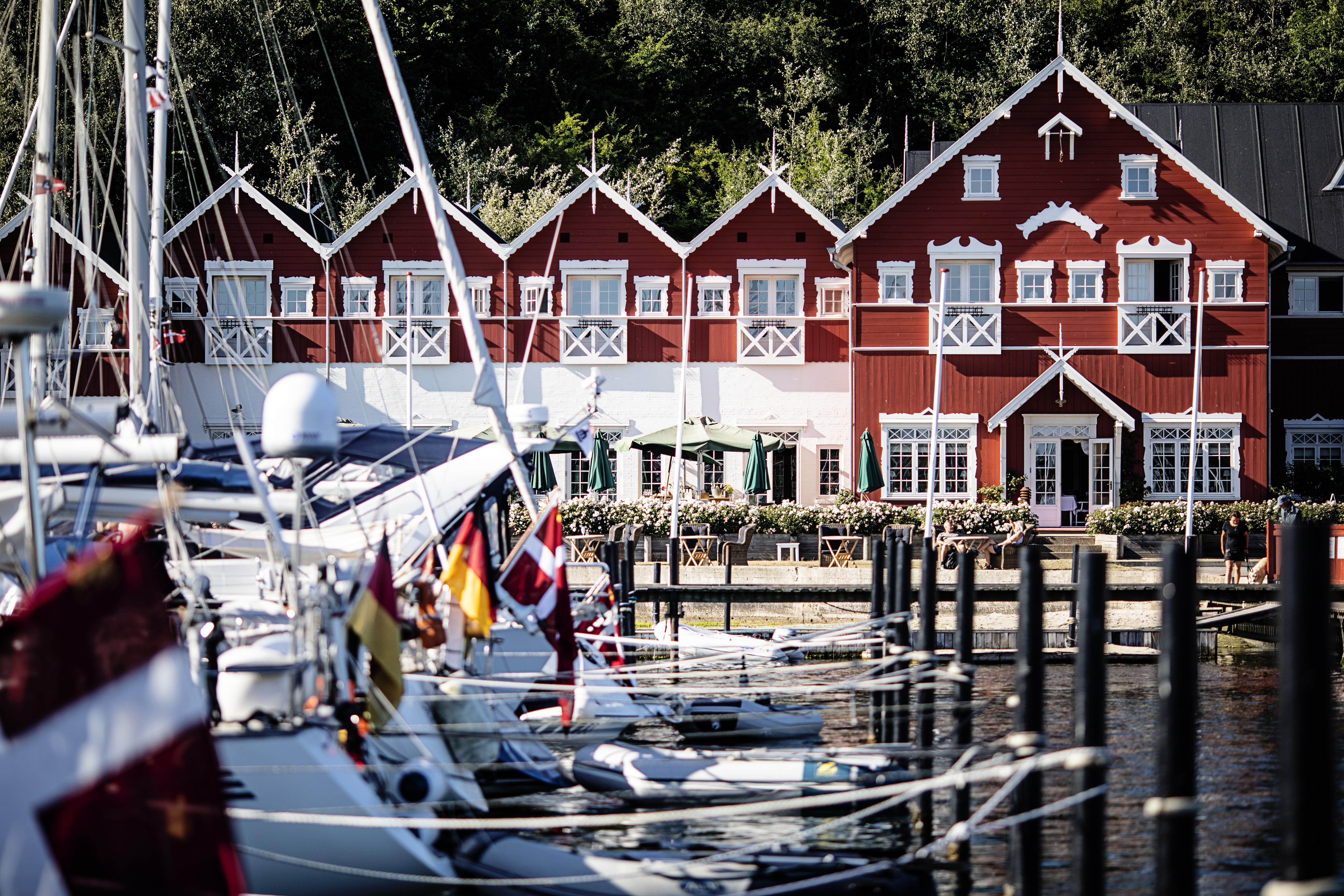 Badehotellet ligger i eksklusive og naturskønne omgivelser. Foto: Dyvig Badehotel/Rais Foto.