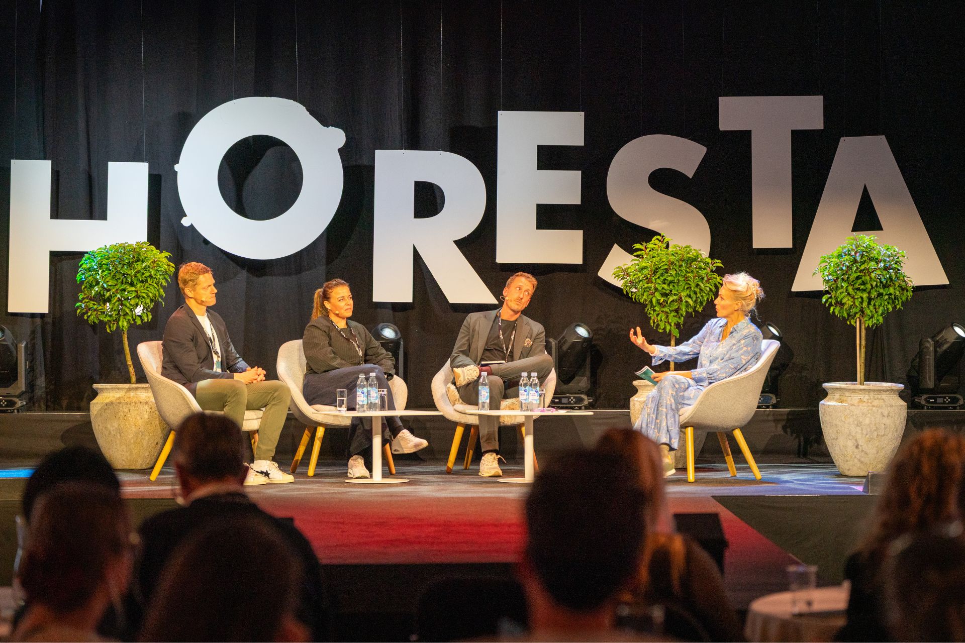 Paneldebat med Sandra Marquardsen fra DiningSix, Bjarke Just Nielsen fra Norrlyst Koncernen og Kristoffer Gleberg fra Madklubben. Foto: Arek Pedersen
